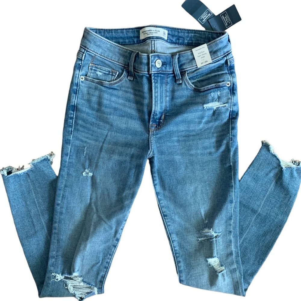 NEW Abercrombie & Fitch Mid-Rise Super Skinny Ankle Jeans